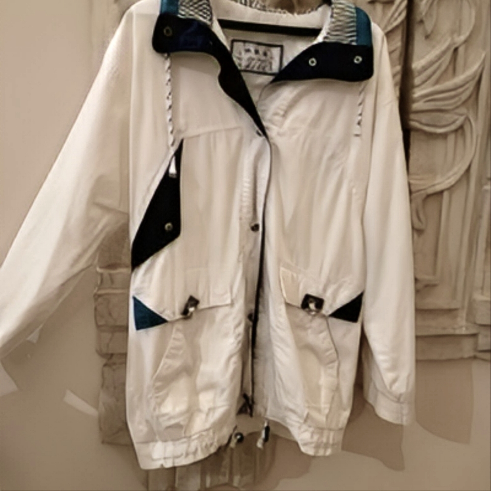 Jacket - Picture 2 of 5